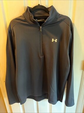 Under Armour Men's Dark Gray 1/4 Zip Performance Jacket